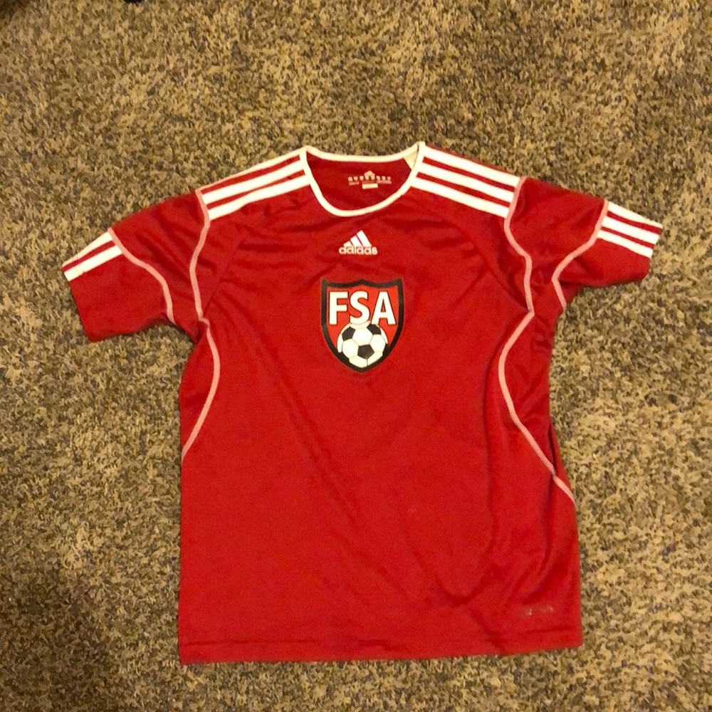 Sports shirt